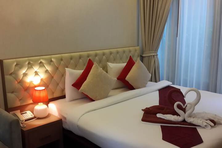 Room 10 of 112