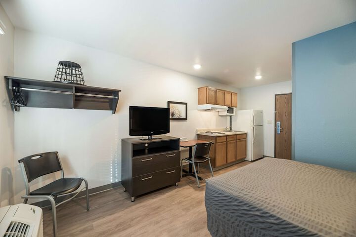 Studio Double Bed (9 of 9)