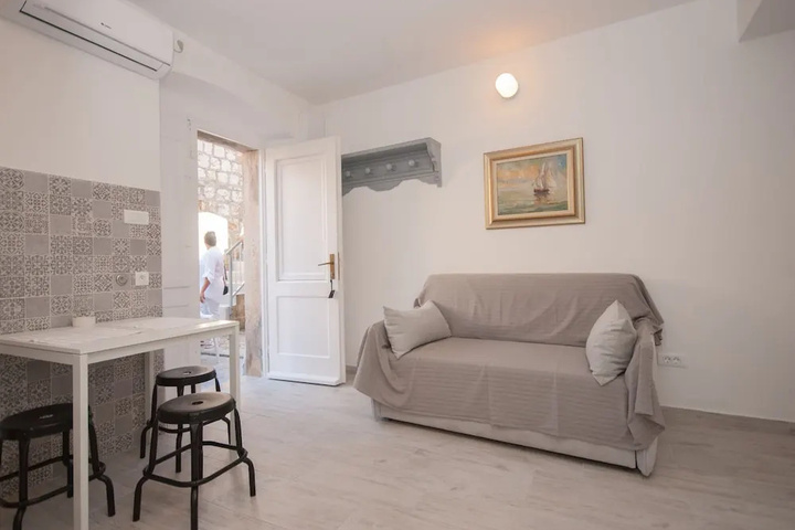 Room 2 of 13