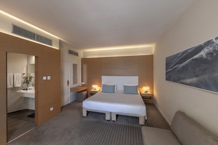 Room 49 of 109