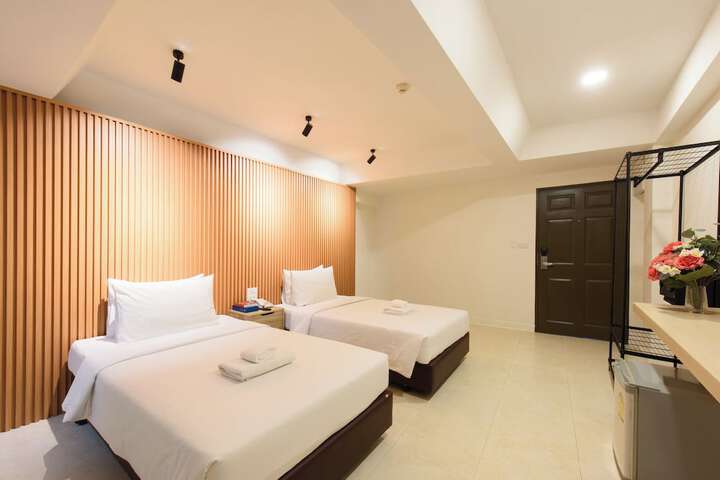 Room 18 of 38