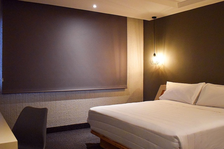 Room 14 of 39