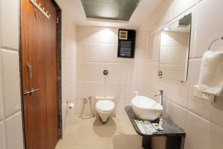 Room 20 of 37
