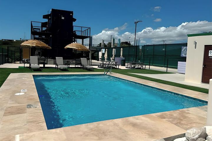 Pool 13 of 15