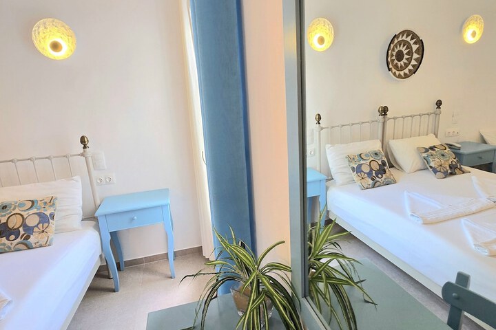 Room 46 of 148