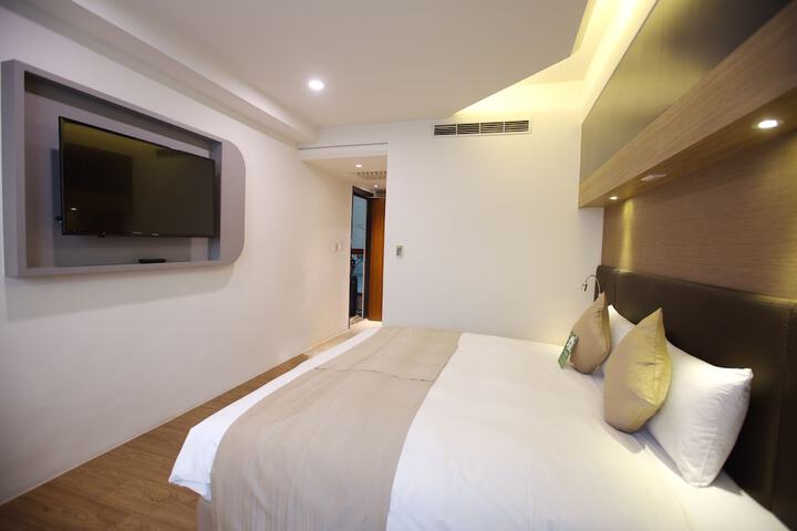 Room 25 of 55
