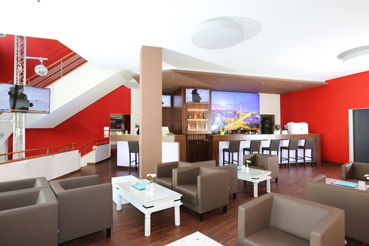 Hotel Interior 4 of 43