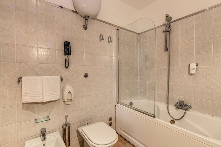 Clean Restrooms
