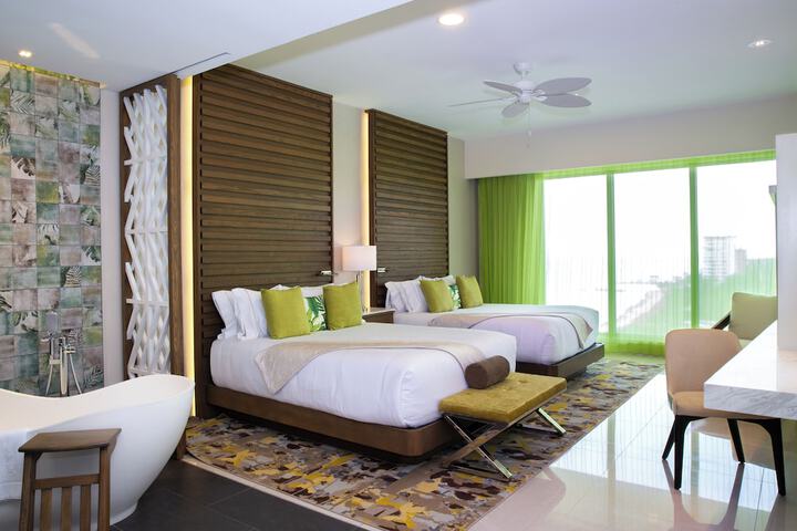 Room 21 of 139