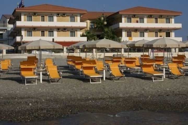 Beach 53 of 60