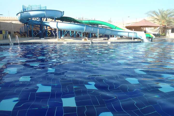 Pool 38 of 62