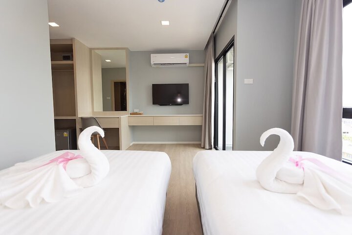 Room 14 of 24