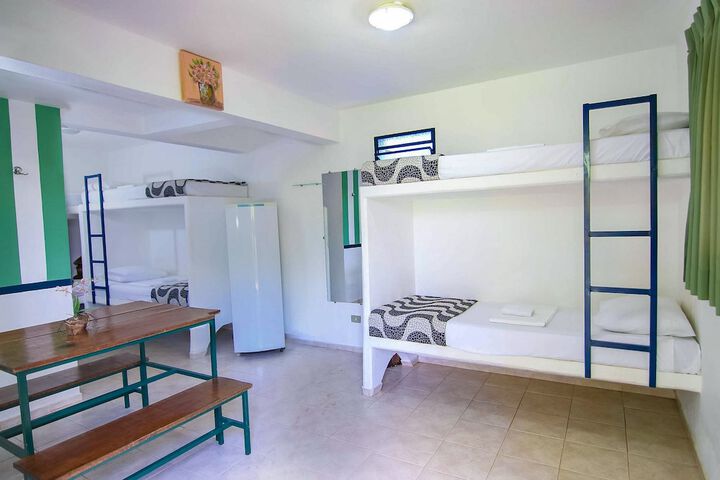 Room 4 of 44