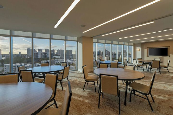 Breakfast/Coffee Service 64 of 86