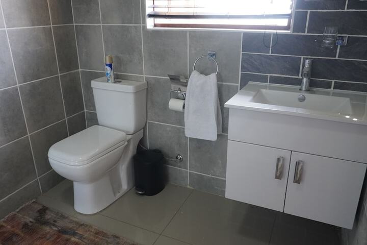 Room 18 of 27