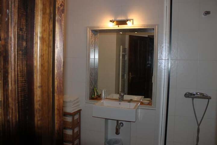 Room 16 of 20