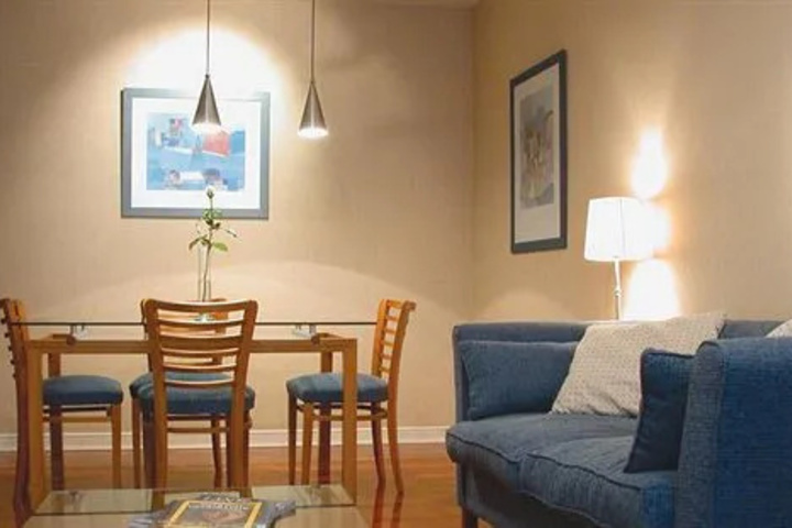 Room 8 of 13