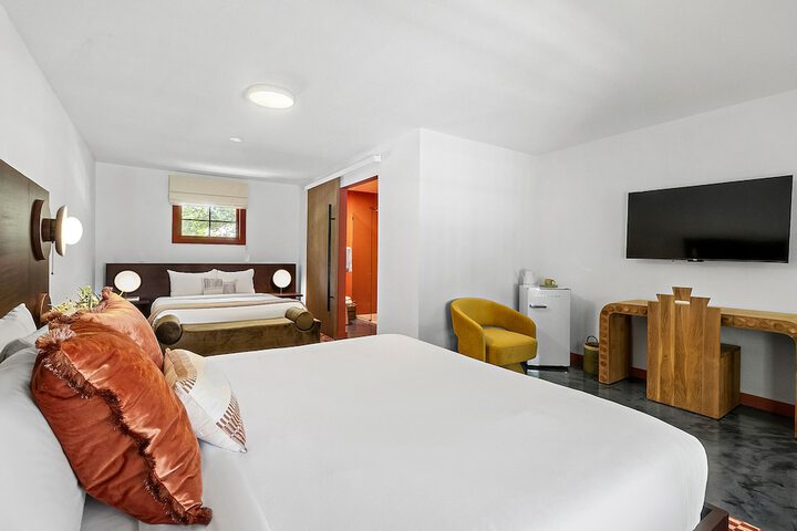 Room 36 of 105