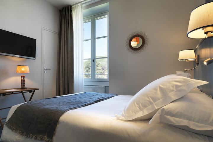 Room 20 of 130