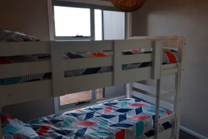 Room 3 of 10