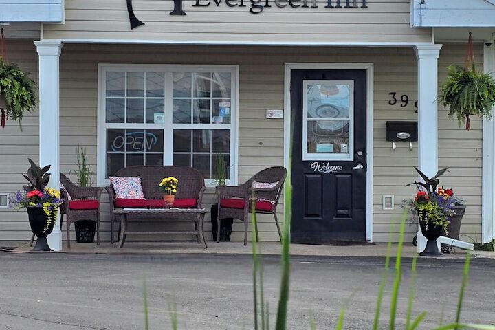 Antigonish Evergreen Inn