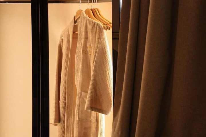 Room 103 of 128