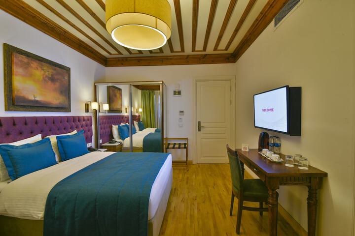 Room 17 of 50