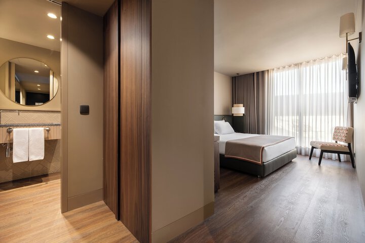 Room 29 of 54