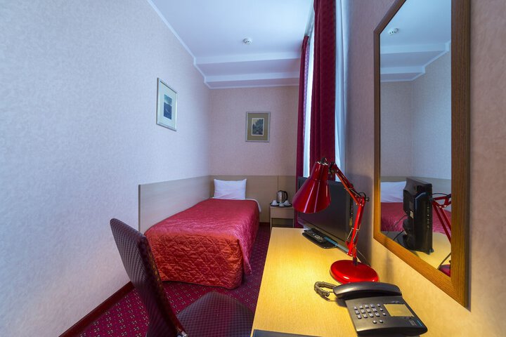 Room 22 of 79