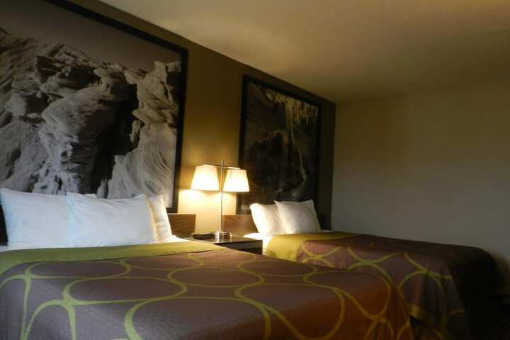 Room 5 of 25