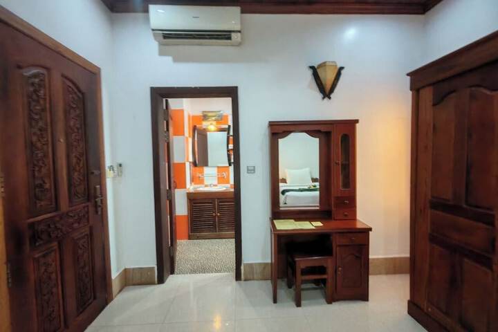 Room 18 of 71