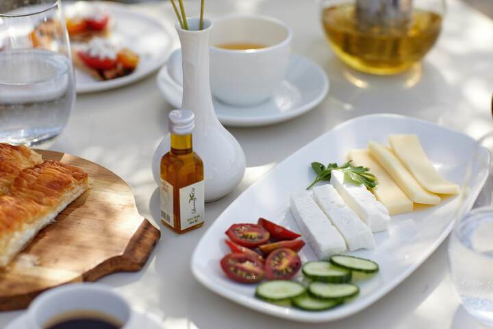 Breakfast/Coffee Service 402 of 622