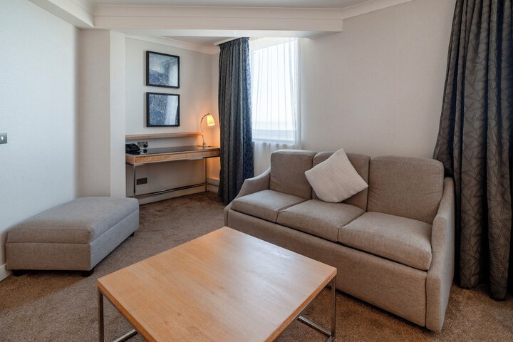 Room 40 of 88