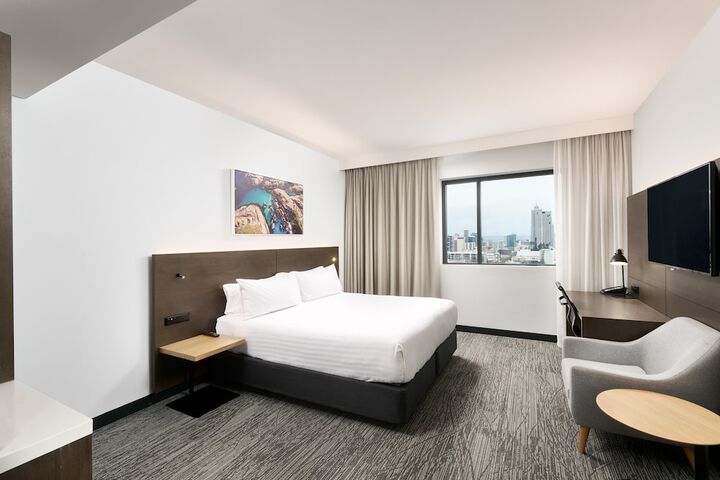 Room 21 of 99