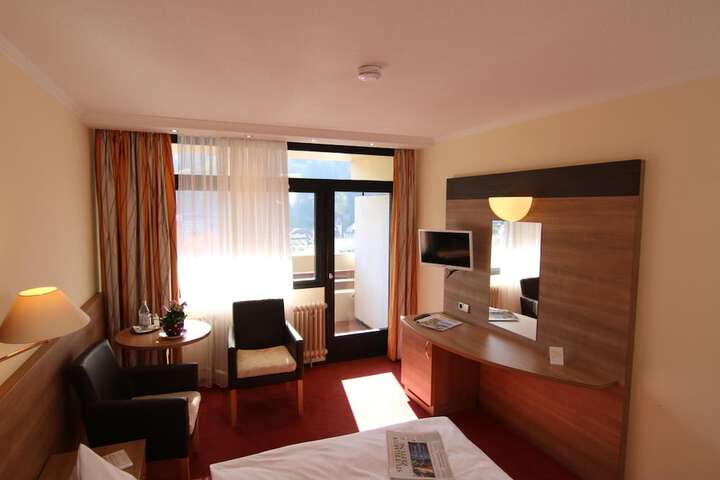 Room 13 of 47