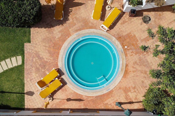 Hotel with Pool