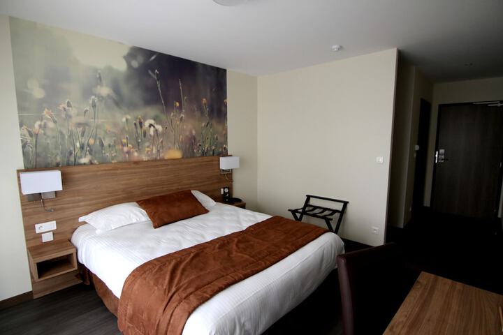 Room 13 of 62