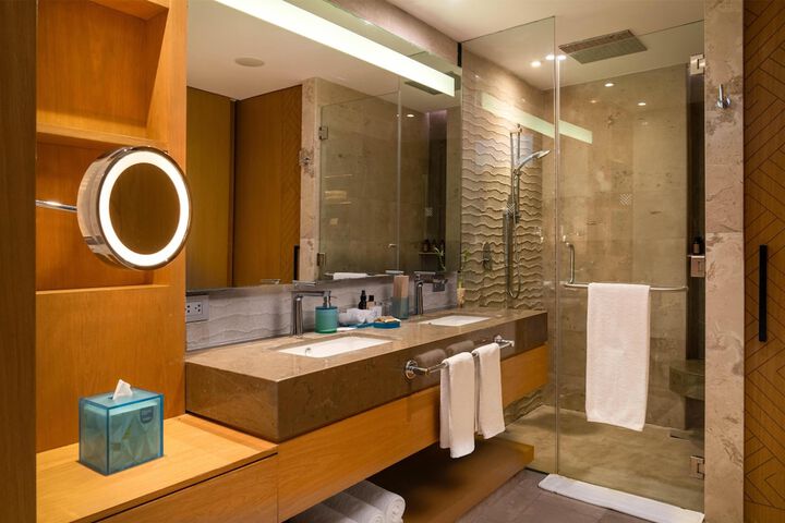 Room 66 of 152