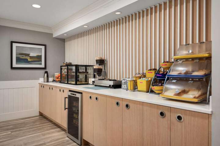 Breakfast/Coffee Service 59 of 69