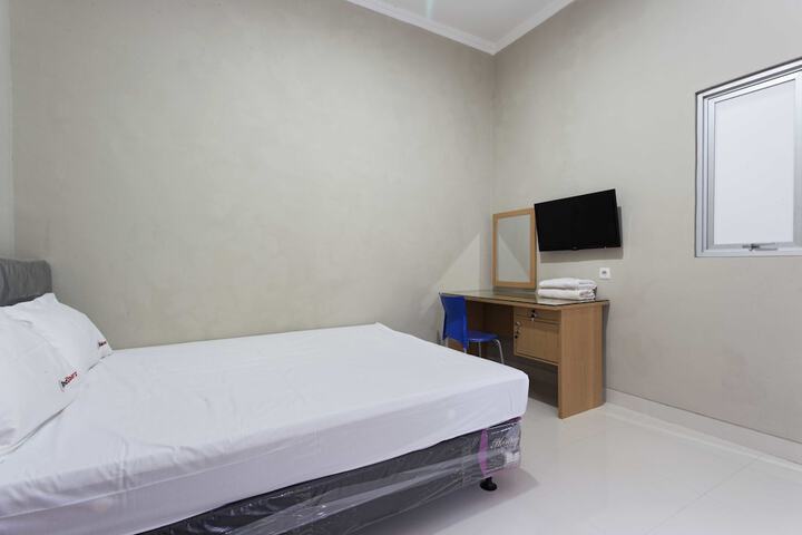 Room 4 of 30
