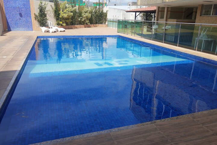 Pool 12 of 33