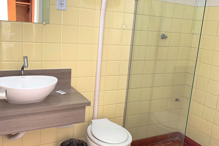 Room 20 of 26