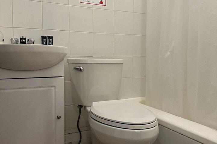 Room 46 of 61