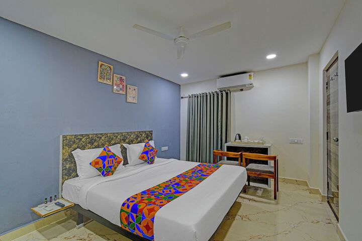 Room 19 of 29
