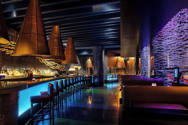 Lounge 96 of 116