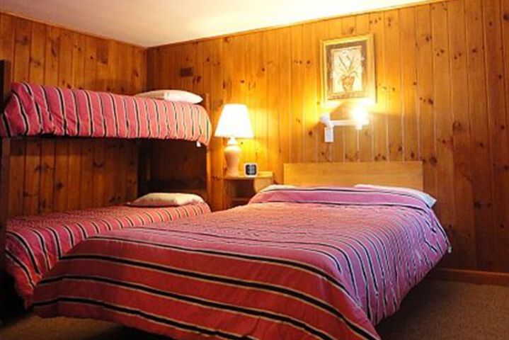 Room 13 of 48