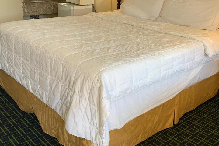 Standard | King Bed (7 of 12)