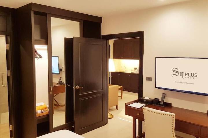 Room 20 of 49
