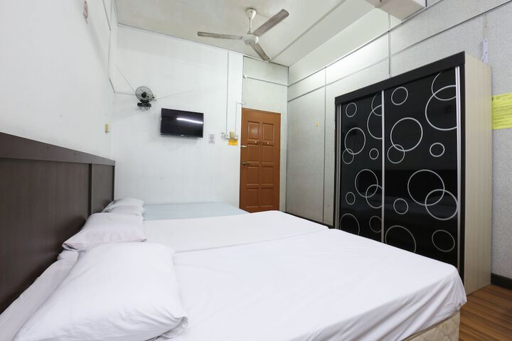 Room 18 of 22