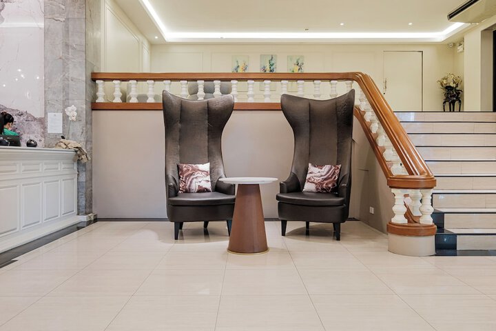 Hotel Interior 16 of 186